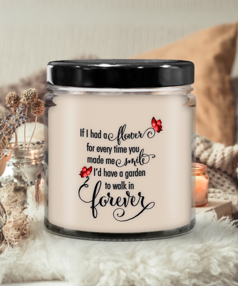 Flower Design Vanilla Candle Gift for Her Perfect for Mother’s Day