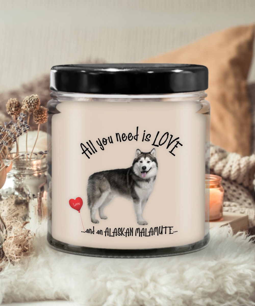 Vanilla Scented Malamute Dog Candle Gift for Dog Lovers
