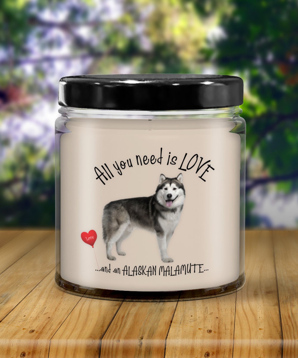 Vanilla Scented Malamute Dog Candle Gift for Dog Lovers