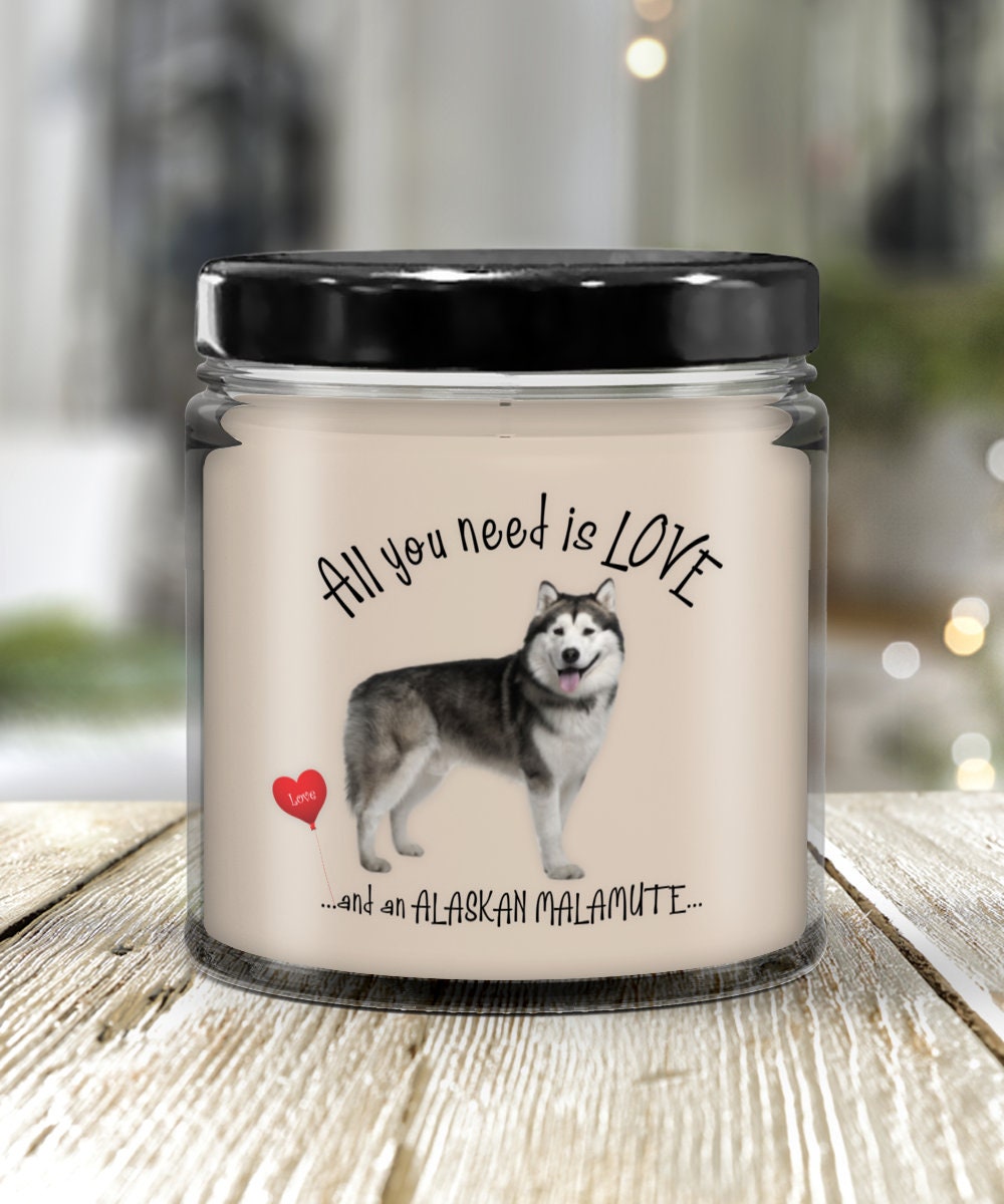 Vanilla Scented Malamute Dog Candle Gift for Dog Lovers