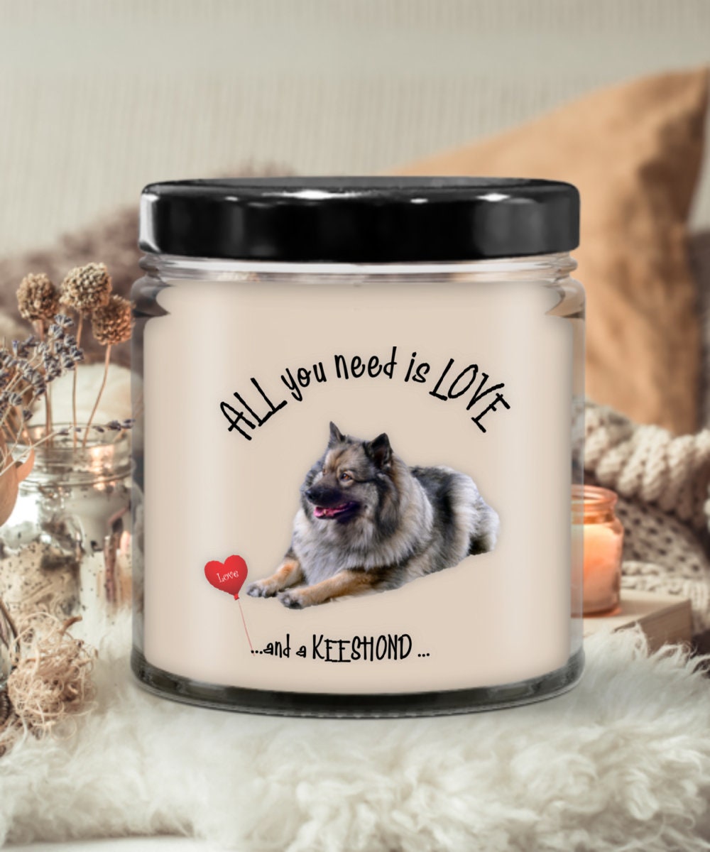 Keeshond Dog Candle – Perfect Gift for Dog Lovers